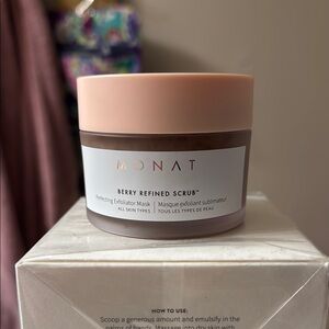 Monat Berry Refined Scrub